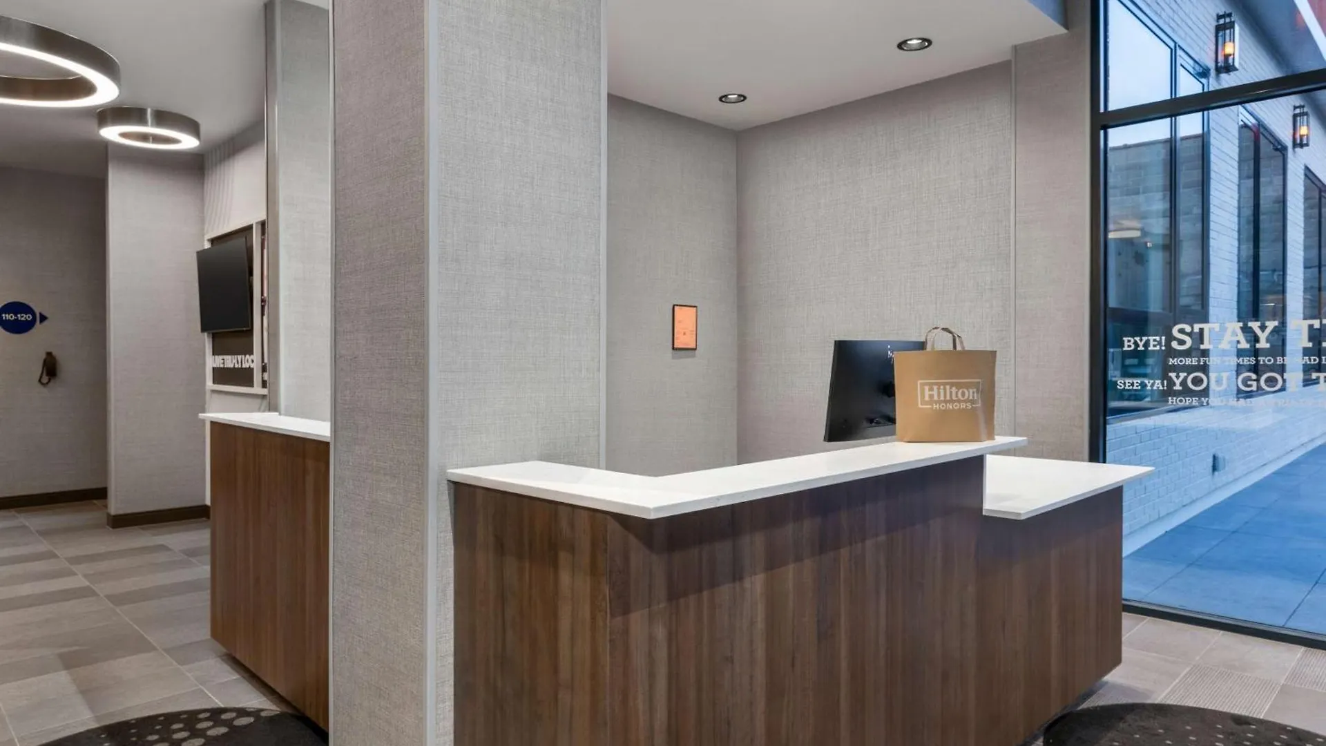 Tru By Hilton Brooklyn Hotel New York